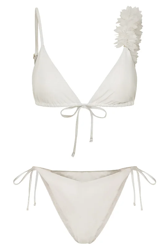 Cassia | White Triangle Flower Trimmed Bikini Top