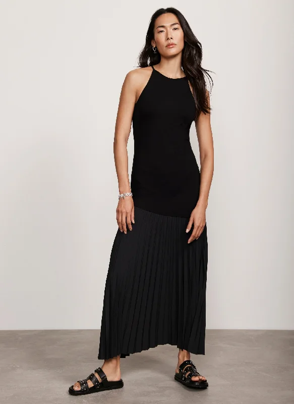 Black Pleated Jersey Maxi Dress