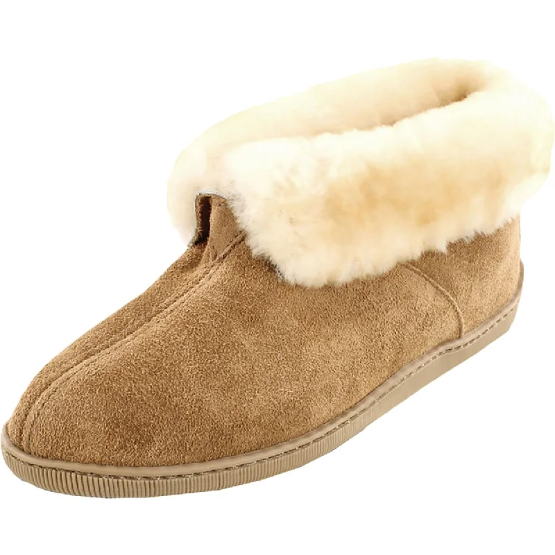 Minnetonka Mens Sheepskin Ankle Boot Slipper  Suede Ankle Bootie Slippers