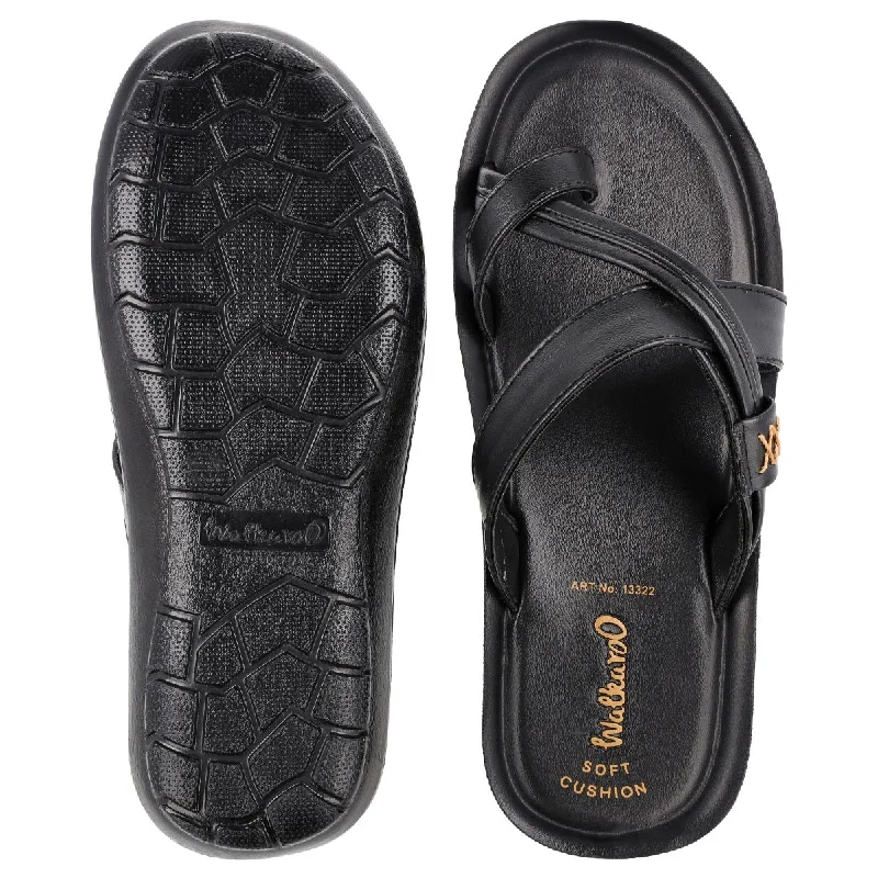 Walkaroo Men Cross Strap Slide Sandals  - 13322 Black