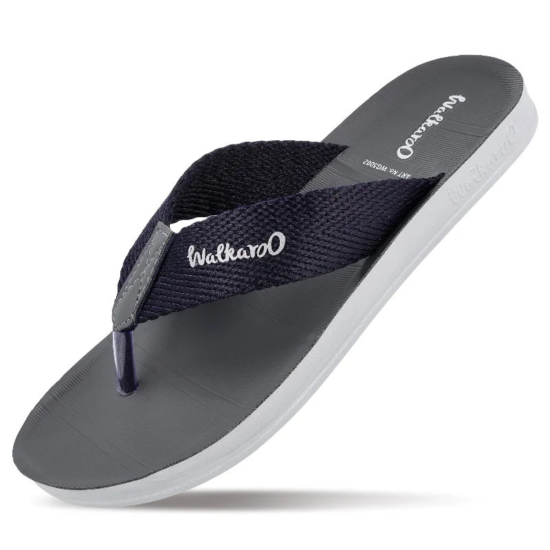 Walkaroo Men Solid Thong Sandals  - WG5002 Blue