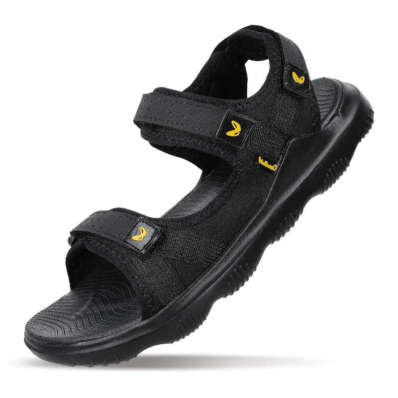 Walkaroo Men Strappy Floater Sandals  - WC4334 Black Black